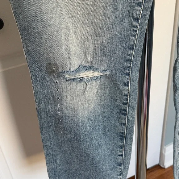 H&M Mom Jeans size 4 - NWT! - Picture 2 of 7